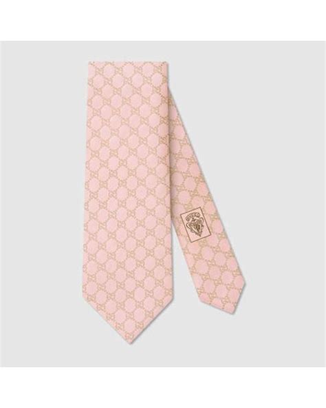 Silk jacquard tie with Gucci crest in pink and red 